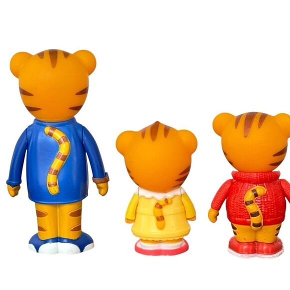 Daniel Tiger Bundle of 6 Children’s Figurine Toys. - Picture 4 of 8